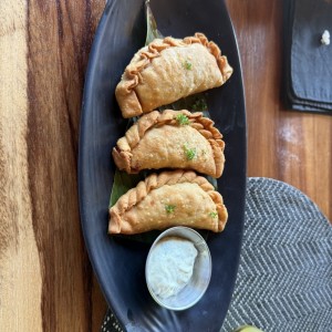 Star With - EMPANADAS PRAIA FISH