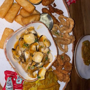 Picada de Mariscos