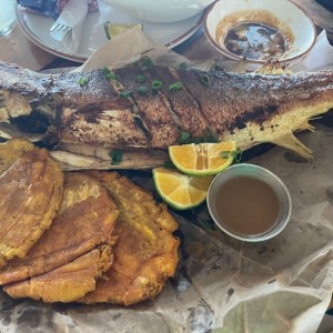 Corvina a la brasa con patacones, SIN SABOR Y LOS PATACONES FRIOS Y AGUADOS