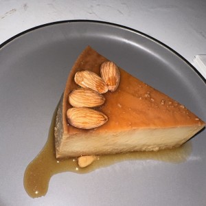 Quesillo (Flan de la casa)