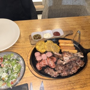 Picada Fuego y Fierro