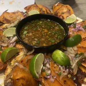 Bandeja taquera de birria