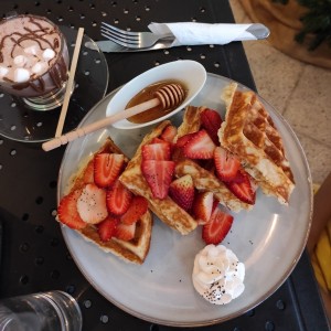 waffles con fresas