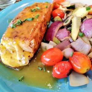 Del Mar - Passion Fruit Salmon