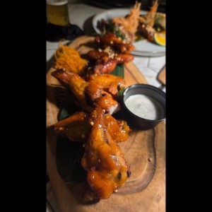 Platos Calientes - Chilli Wings