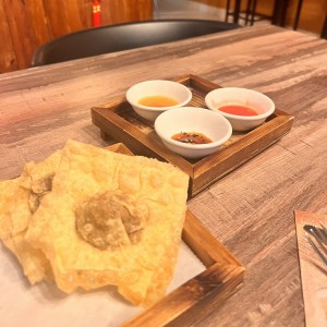 Wonton de Cerdo (4 unidades)