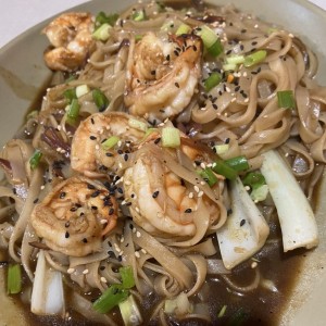 Fideos de arroz con camarones