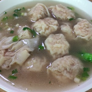 Sopa de Wanton de puerco/camarones 