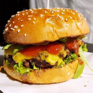 Tradicional Burger 5,50$