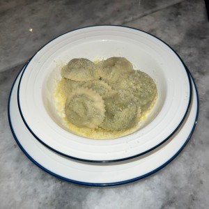 Ravioli ricotta y espinaca 