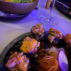 Sushi Bar - Hanzo Roll