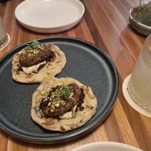 Koftas de Cordero a la Brasa