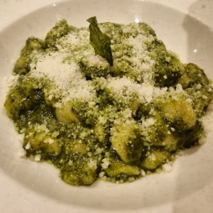 Paste / Pastas - Gnocchi di Patate al pesto