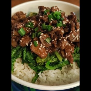 Platos - Mongolian Beef