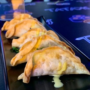 Gyozas de pollo.  