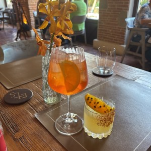 1800 y aperol spritz