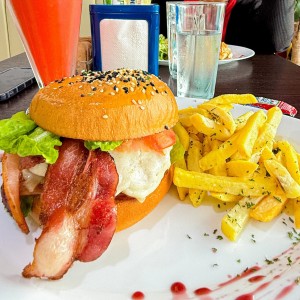 Hamburguesa de la Casa