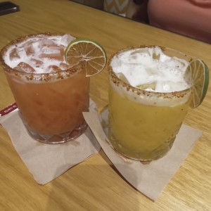 Tragos de guayaba y mango con mezcal