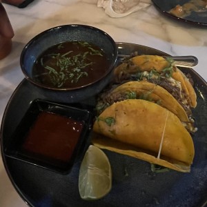 Tacos de Quesabirria