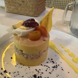 CAUSA LIMEÑA ATÚN O POLLO