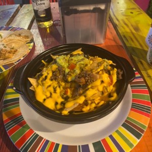 Nachos de carne, media porcion