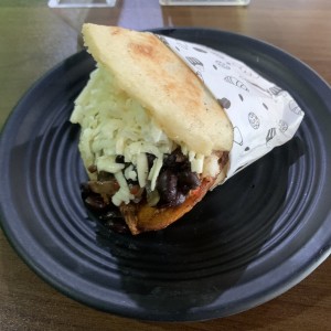 Arepa pabellon 