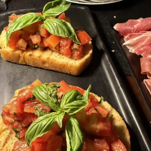Entradas - Bruschetta de Pomodoro