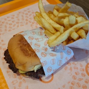 Original crush burger + papas + milkshake