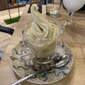 Helado de pitacho