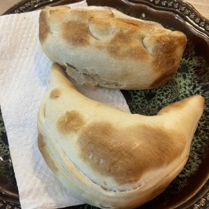 Empanadas Artesanales - Jamón o Queso