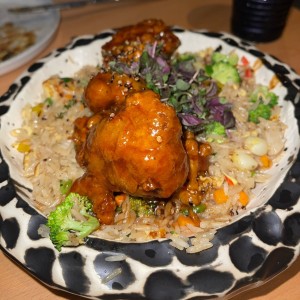 Arroz chaufa con pollo