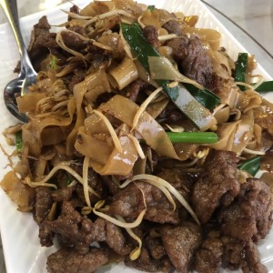 Beef chow fun 