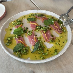 tiradito de tuna