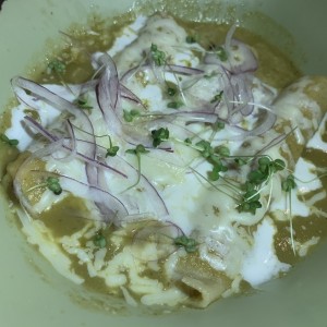 CHILAQUILES (filete de res/pollo)