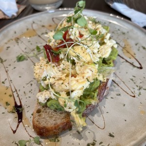 Brunch - AVOCADO TOAST