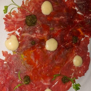 Carpaccio de res 