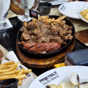 PARRILLADA PANAMA BEEF (para 4 personas)