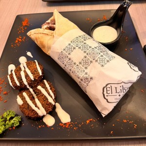 Shawarma con falafel