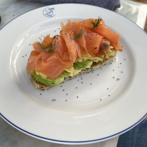 Salmon toast