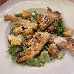 Ensalada Cesar con Pollo