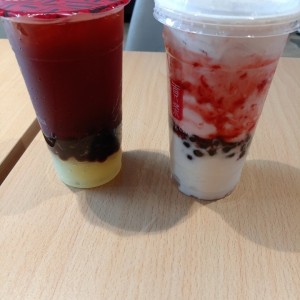 Bubble teas de fresa con crema y te de oolong