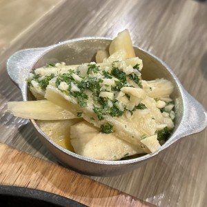 Yuca al Moho