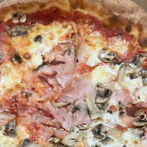 Prosciutto e Funghi