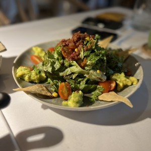 Entradas /Appetizers - ENSALADA CALIFORNIANA