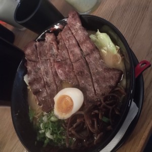 Ramen de carne