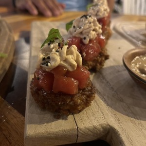 Tropical crispy tuna