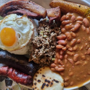 Bandeja Paisa