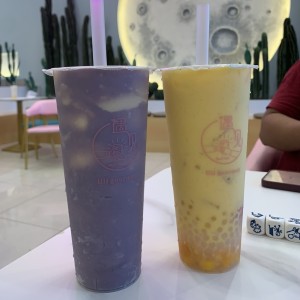 Taro pudin bubble tea y frozen mango 