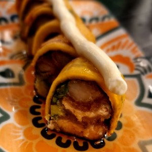 SUSHI - TROPICAL ROLL