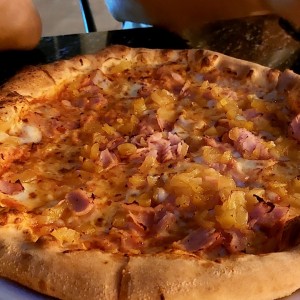 Pizza Hawaiana 